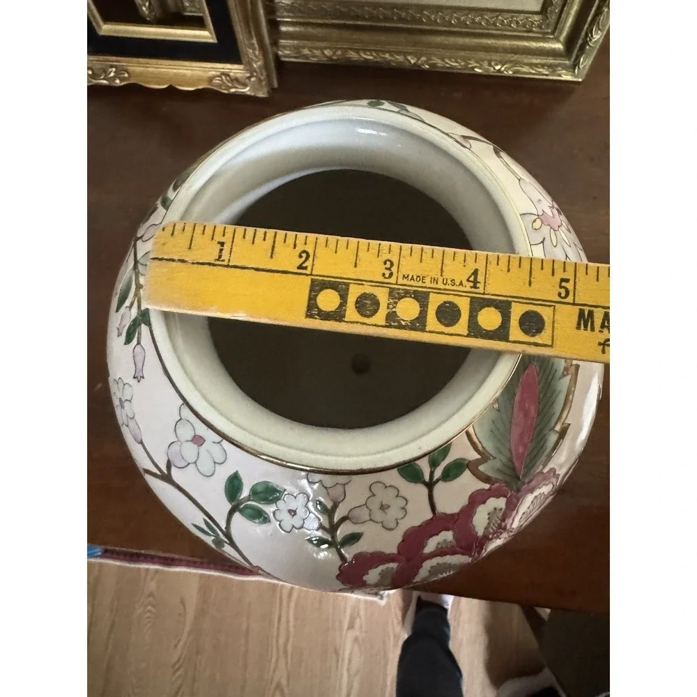 Vintage‎ Porcelain Vase Hand Painted Floral Gold Gilt Chinoiserie Decor 11